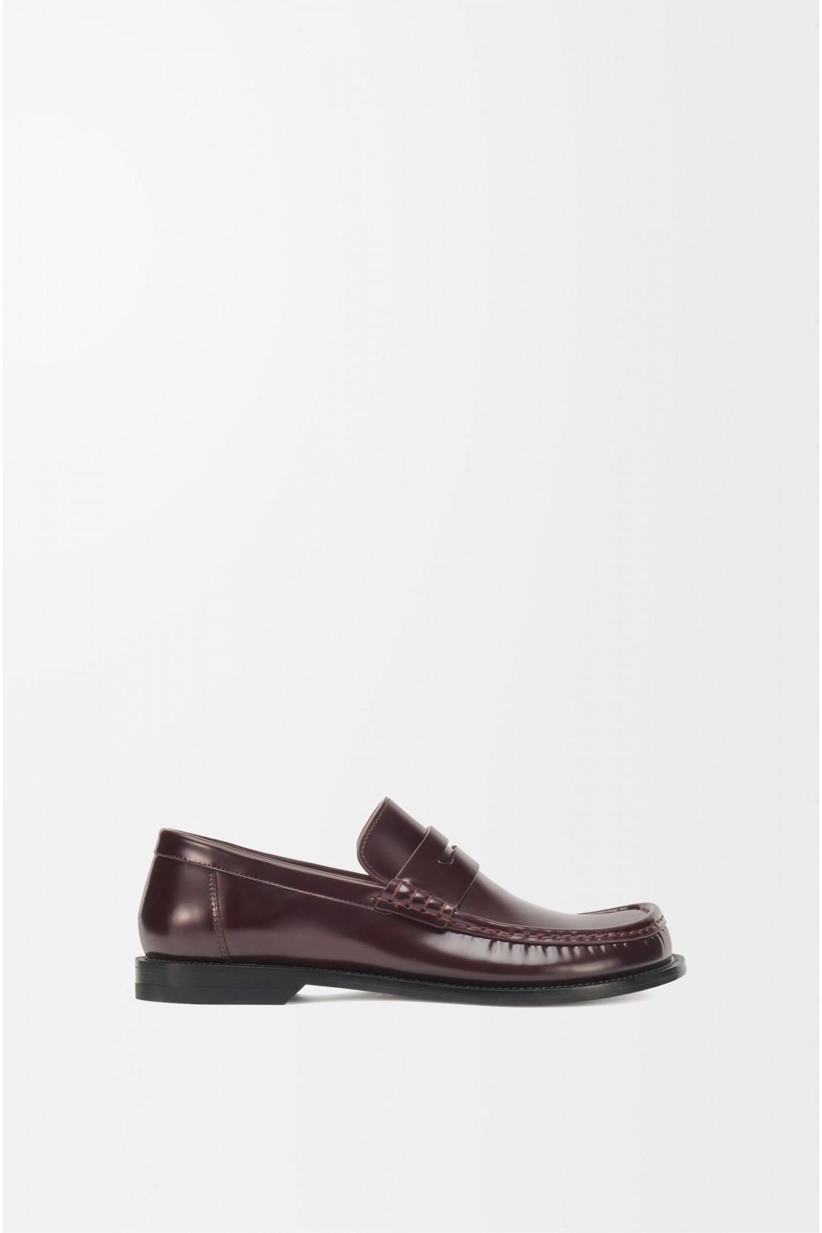 LOEWE Campo Loafer In Brushed Calfskin Burgundy