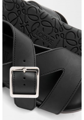 LOEWE Ease Buckle Sandal In Vegetal Calfskin Black
