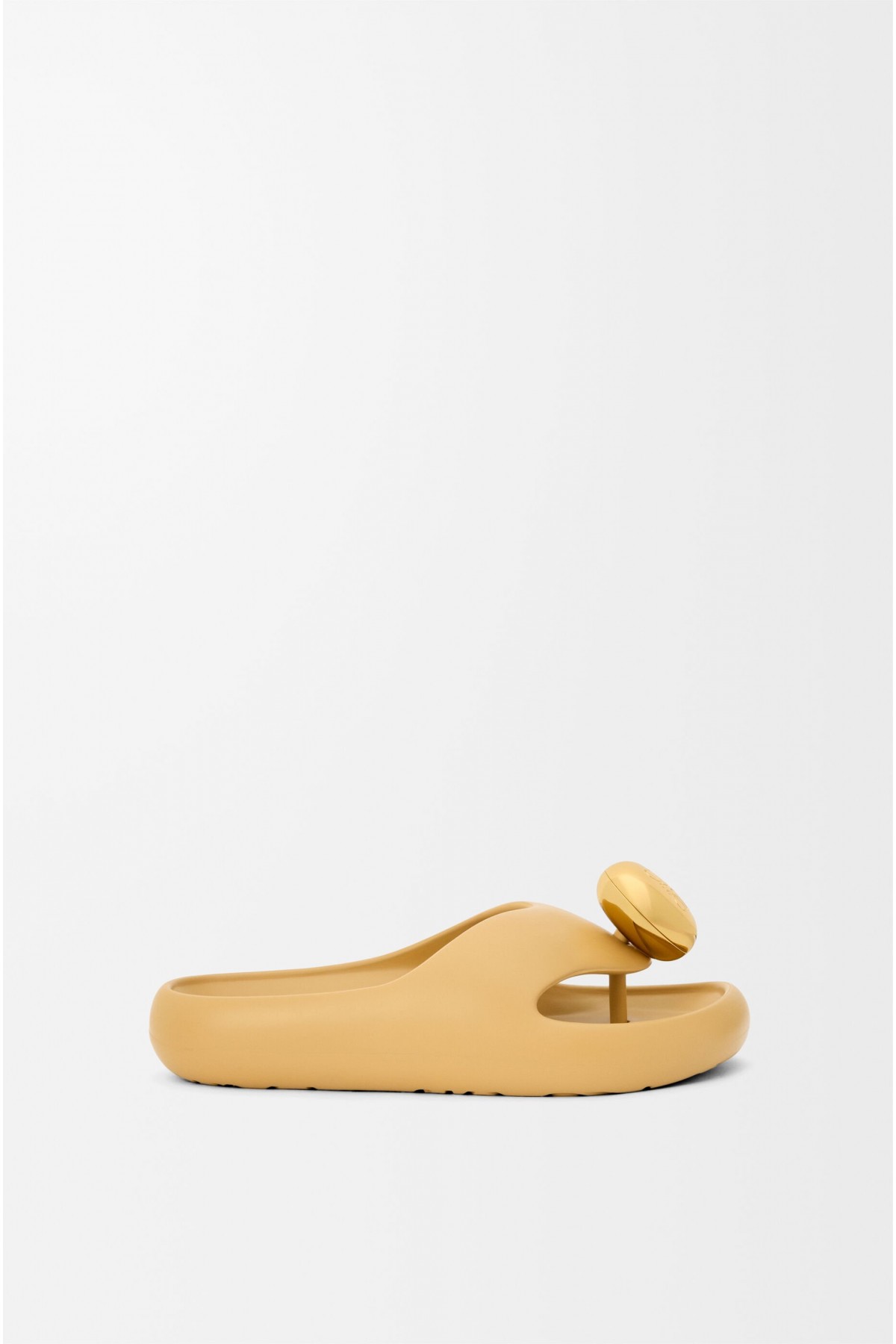 LOEWE Foam Pebble Sandal Medium Concealer Gold