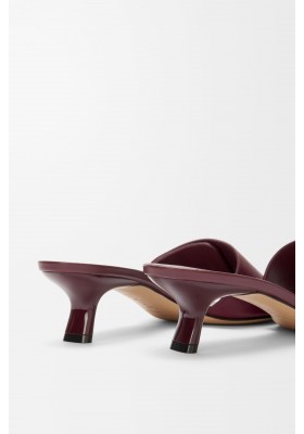 LOEWE Pebble Slide In Soft Calfskin Burgundy