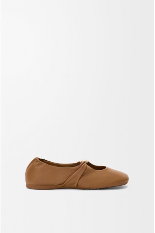 LOEWE Pebble Soft Ballerina In Nappa Lambskin Oak
