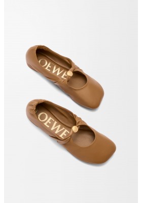 LOEWE Pebble Soft Ballerina In Nappa Lambskin Oak