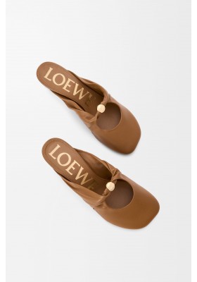 LOEWE Pebble Soft Mule In Nappa Lambskin Oak