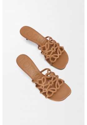 LOEWE Petal Anagram Slide In Soft Calfskin Camel