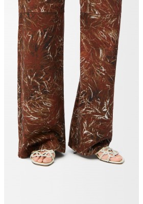 LOEWE Petal Anagram Slide In Soft Calfskin Anthurium White