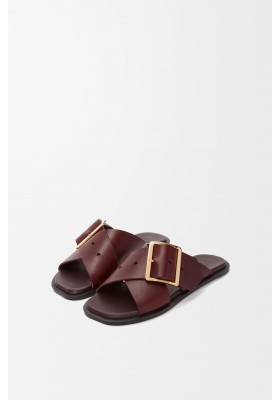 LOEWE Petal Belt Flat Sandal In Vegetable-tanned Calfskin Burgundy