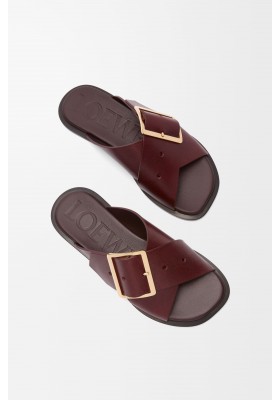 LOEWE Petal Belt Flat Sandal In Vegetable-tanned Calfskin Burgundy