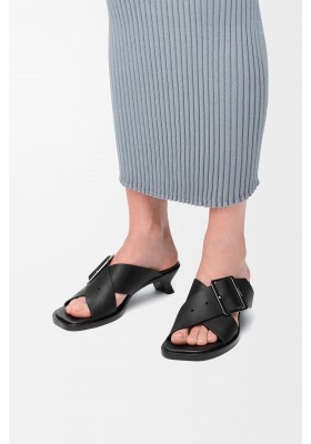 LOEWE Petal Belt Sandal In Vegetable-tanned Calfskin Black