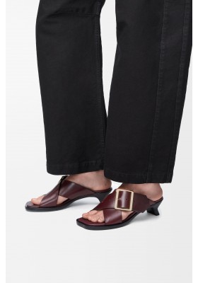 LOEWE Petal Belt Sandal In Vegetable-tanned Calfskin Burgundy