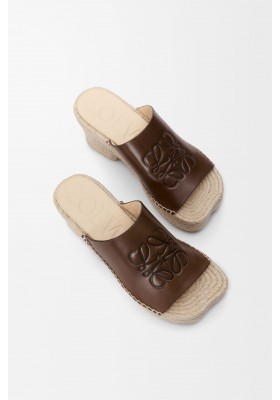 LOEWE Petal Espadrille Platform Slide In Vegetable-tanned Calfskin Brown