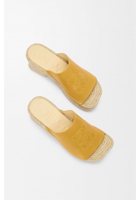 LOEWE Petal Espadrille Platform Slide In Vegetable-tanned Calfskin Ochre