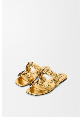 LOEWE Petal Flower Sandal In Calfskin And Crystals Gold