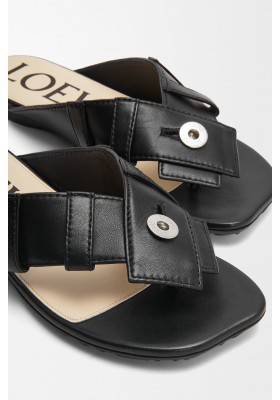 LOEWE Toy Panta Toe Post Sandal In Lambskin Black