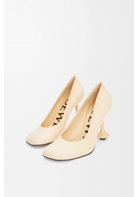 LOEWE Toy Pump In Goatskin Oat Milk