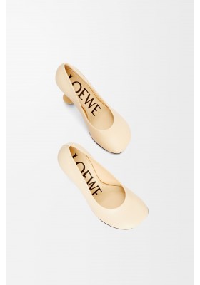 LOEWE Toy Pump In Goatskin Oat Milk