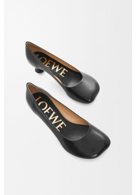 LOEWE Toy Pump In Goatskin Black