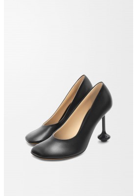LOEWE Toy Pump In Goatskin Black