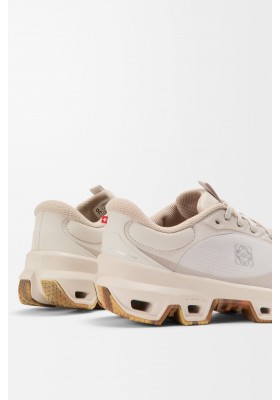 LOEWE X ON Cloudventure 2.0 Sneaker Sand